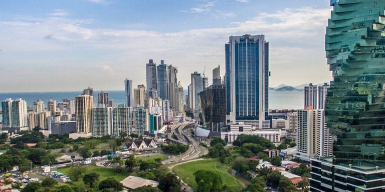 abrir una empresa en en Panamá desde España